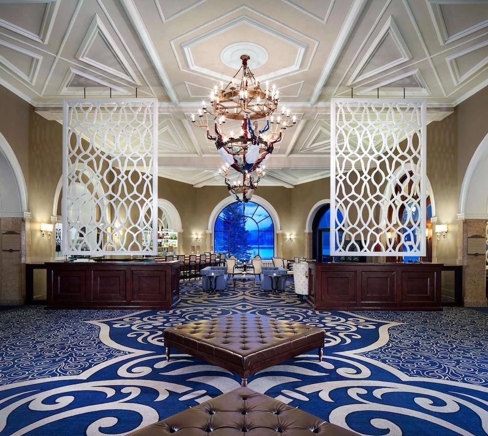 Fairmont Chateau Lake Louise — 8