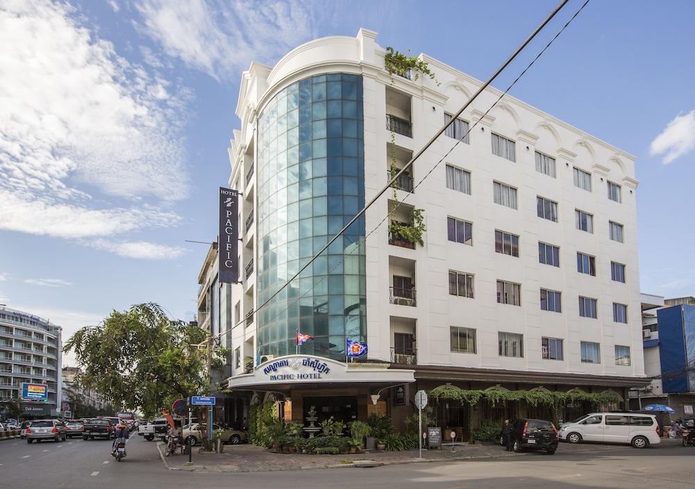Pacific Hotel 98335 — 2