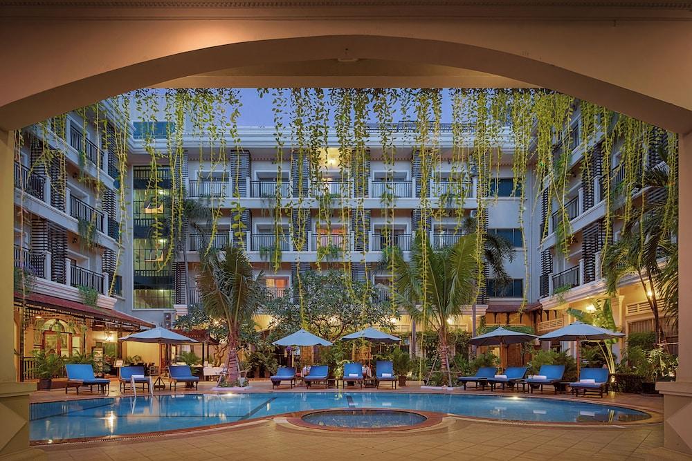 ANGKOR HOLIDAY HOTEL — 3