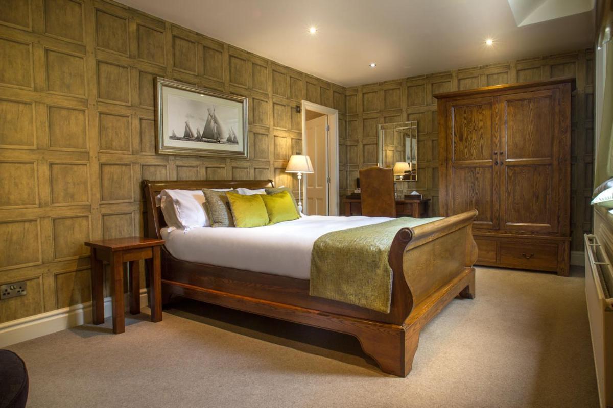 Mitton Hall — 4