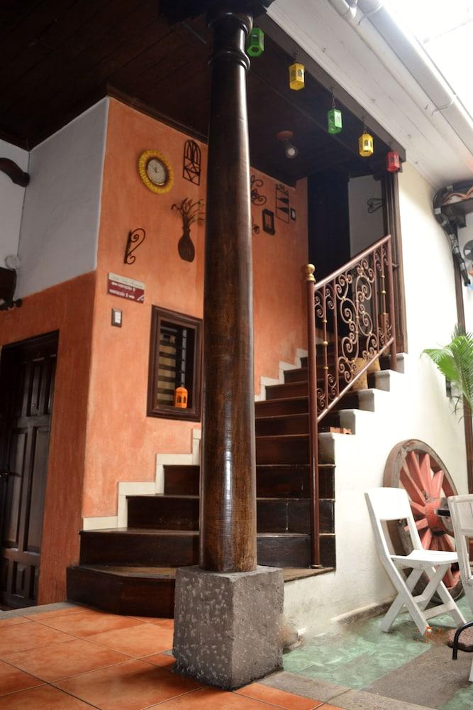 Villa Florencia Centro Hotel — 4