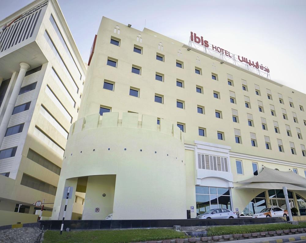 IBIS MUSCAT 133084 — 3