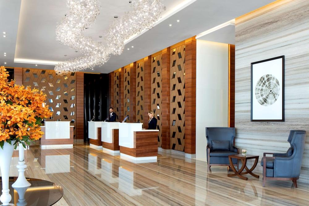 RADISSON BLU HOTEL, DUBAI WATERFRONT — 9