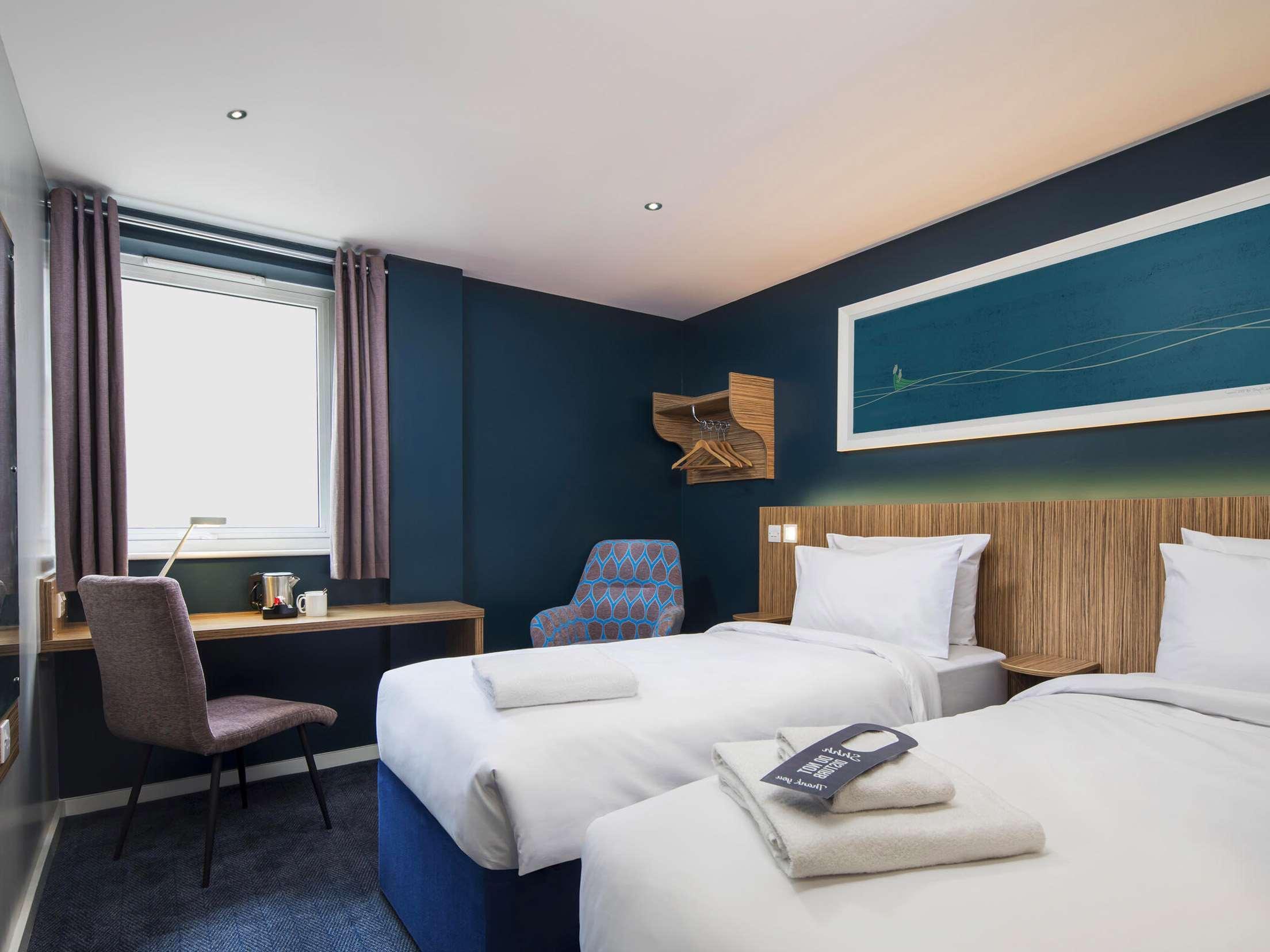 Travelodge Edinburgh Central Queen Street — 4