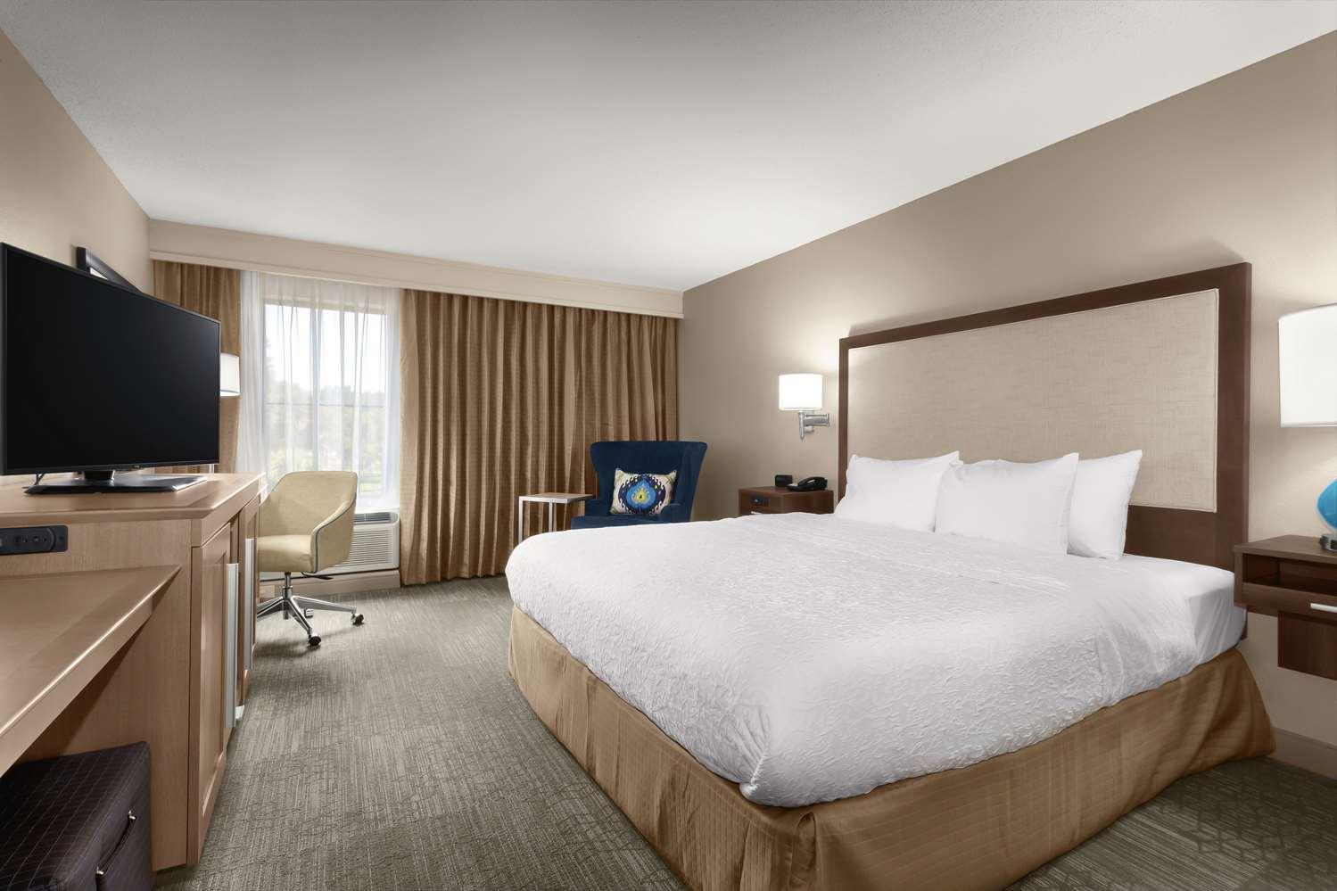 Hampton Inn Georgetown Marina — 10