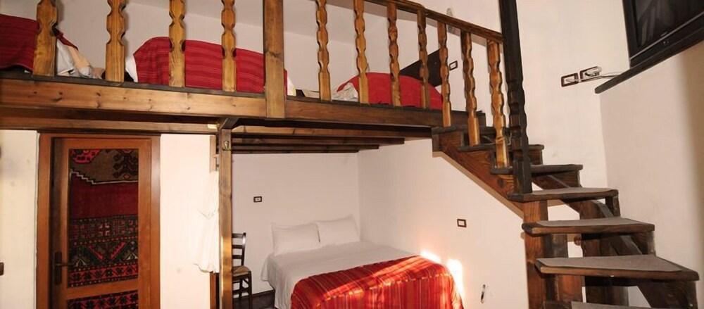 Hotel Tradita