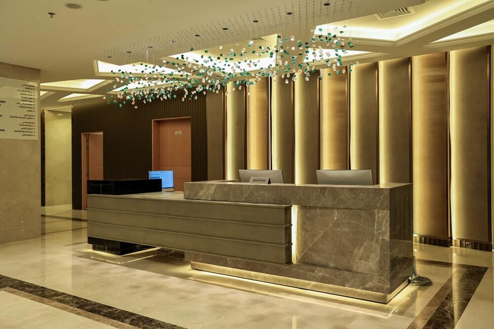 Best Western Premier M Four Hotel — 7