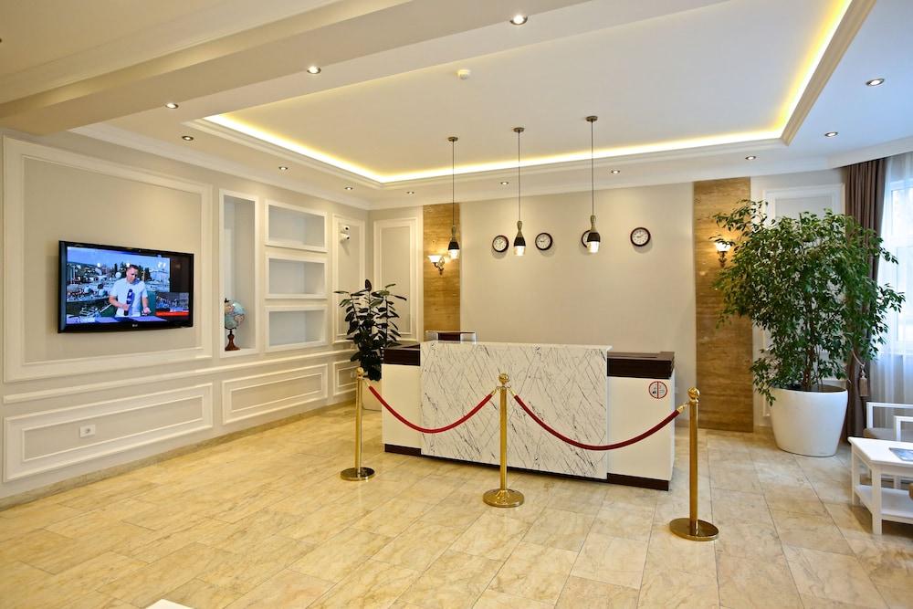 Miraj Hotel — 4