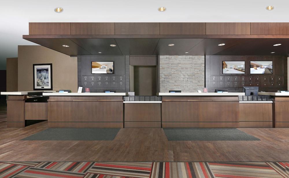 Wyndham Fallsview Hotel — 9