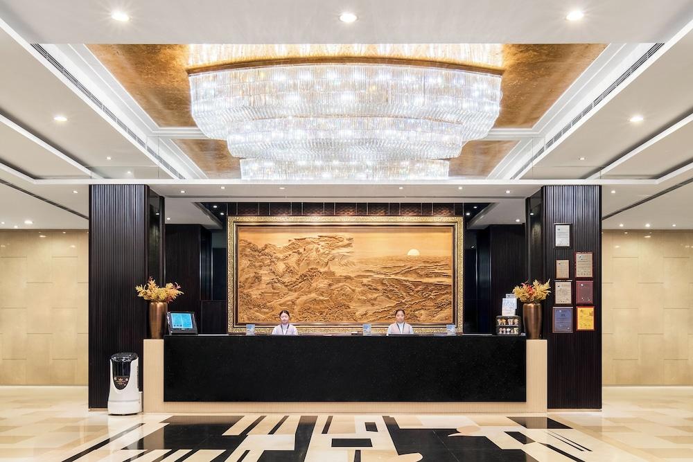 Emperor Macau — 1