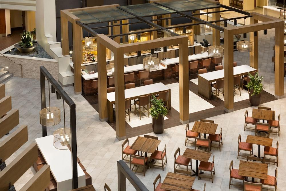 Embassy Suites by Hilton Austin Downtown South Congress — 4