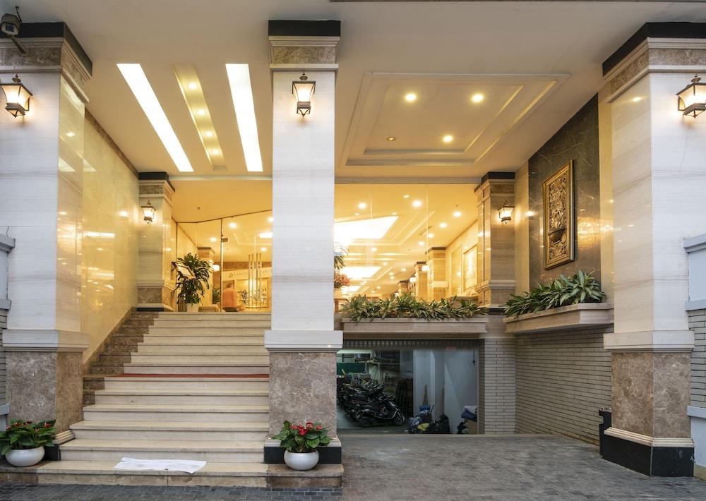 Hanoi Larosa Hotel — 8