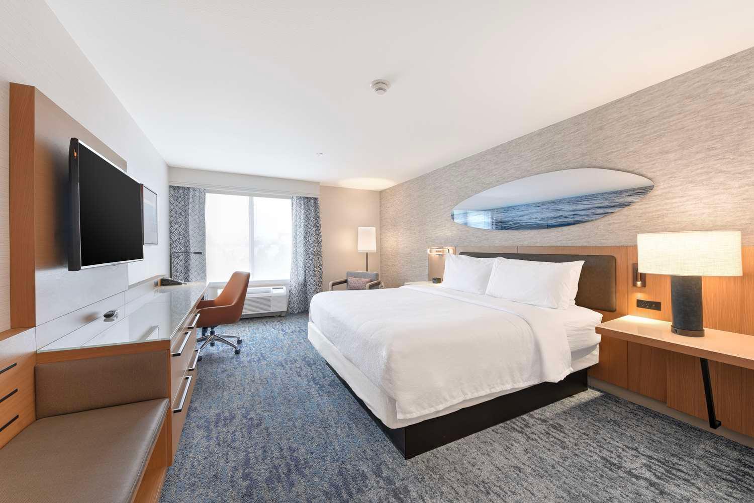 Hilton Garden Inn LAX/El Segundo — 9