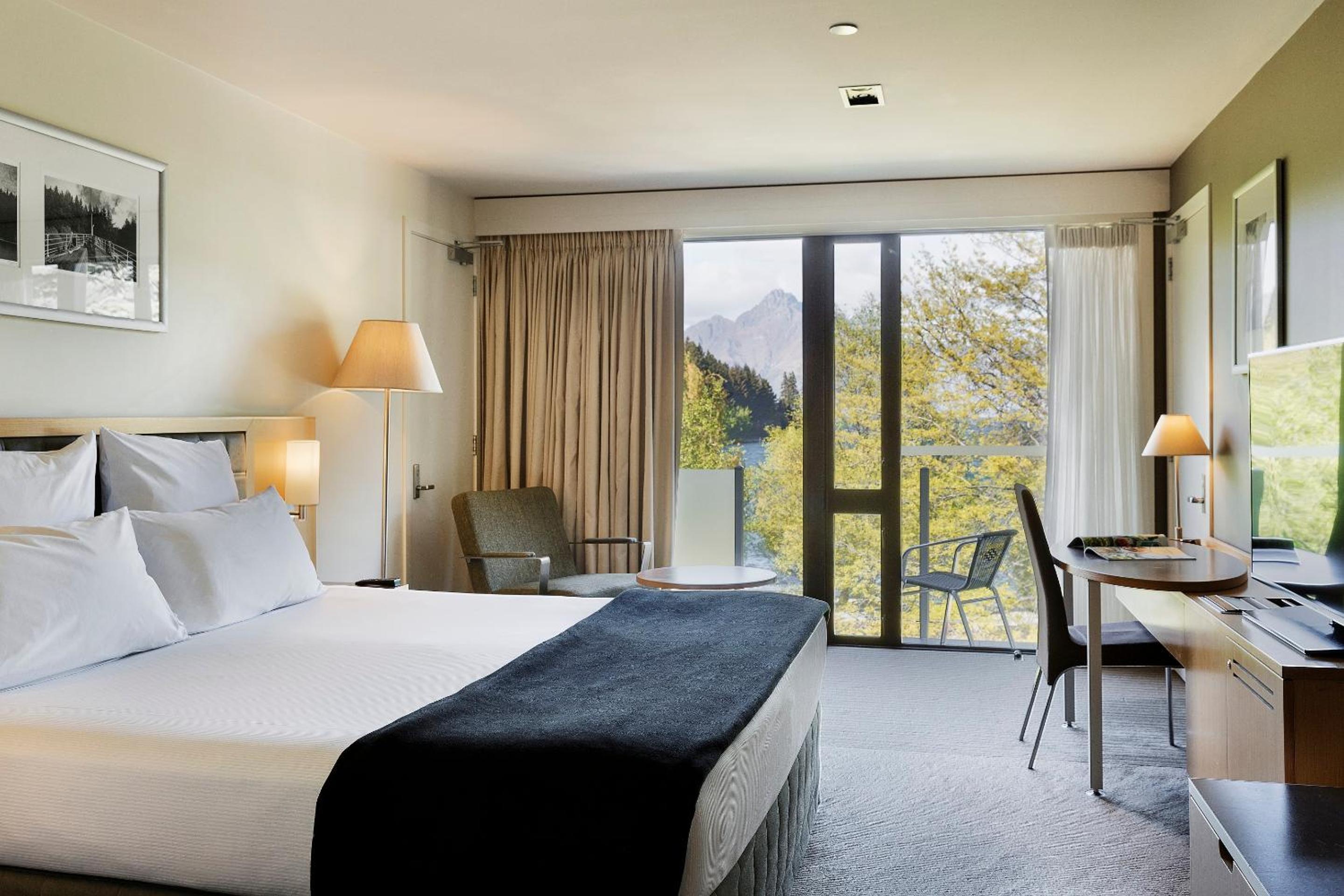 NOVOTEL QUEENSTOWN LAKESIDE — 9