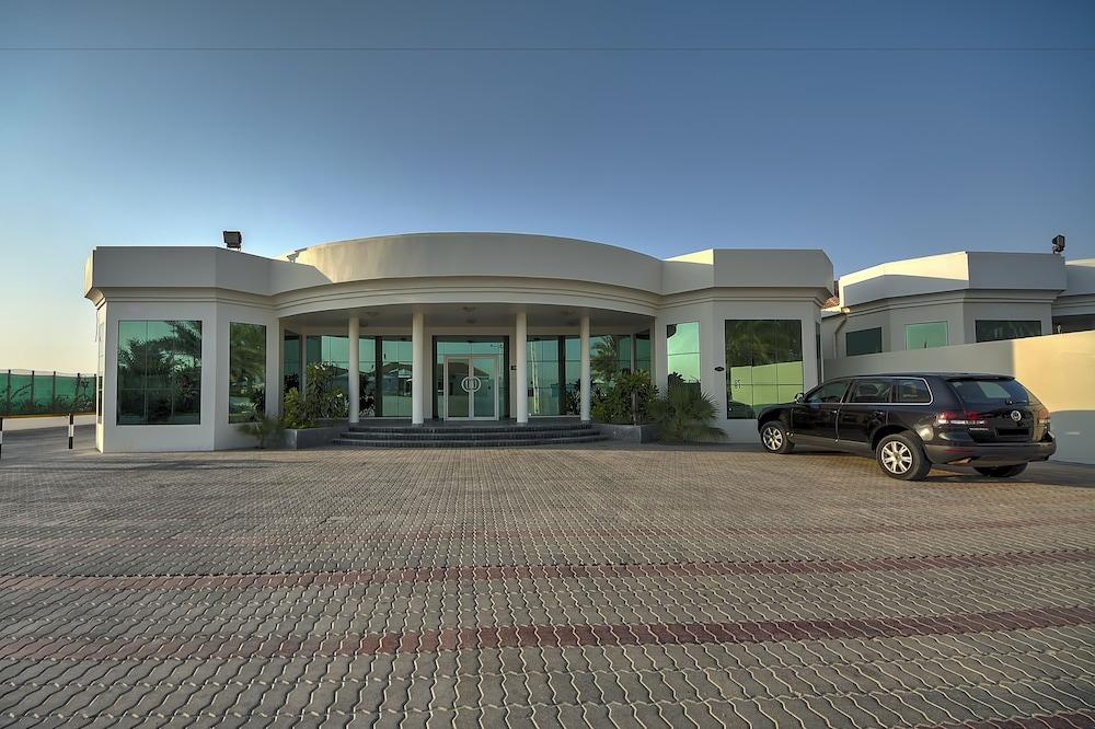 ROYAL RESIDENCE RESORT(FORMERLY HOTEL ROYAL RESIDENCE BRANCH) — 1