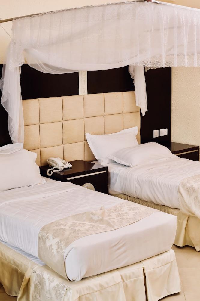 The LandMark Mbezi Beach Resort & Conference Centre — 9