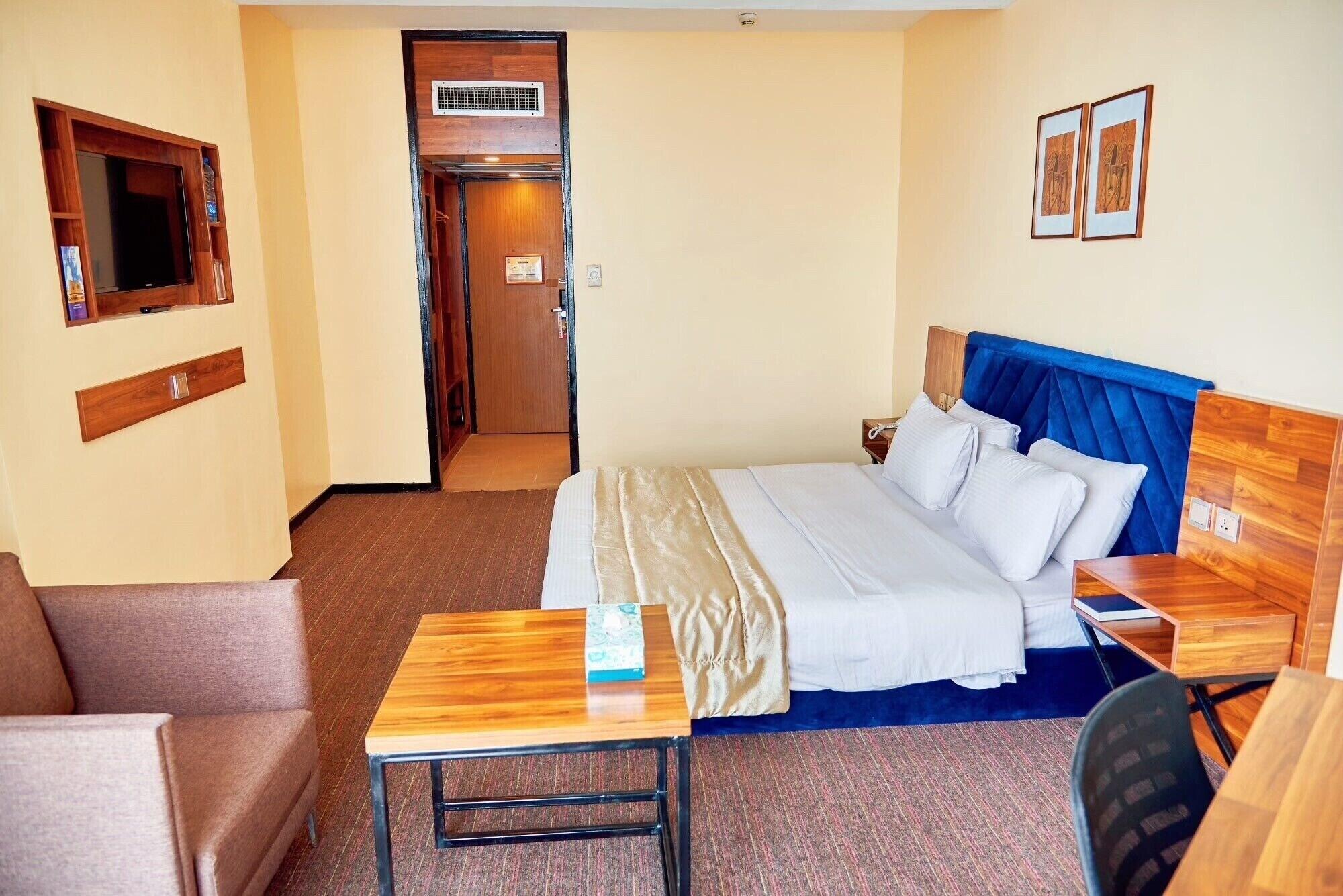 Presidential Hotel — 10