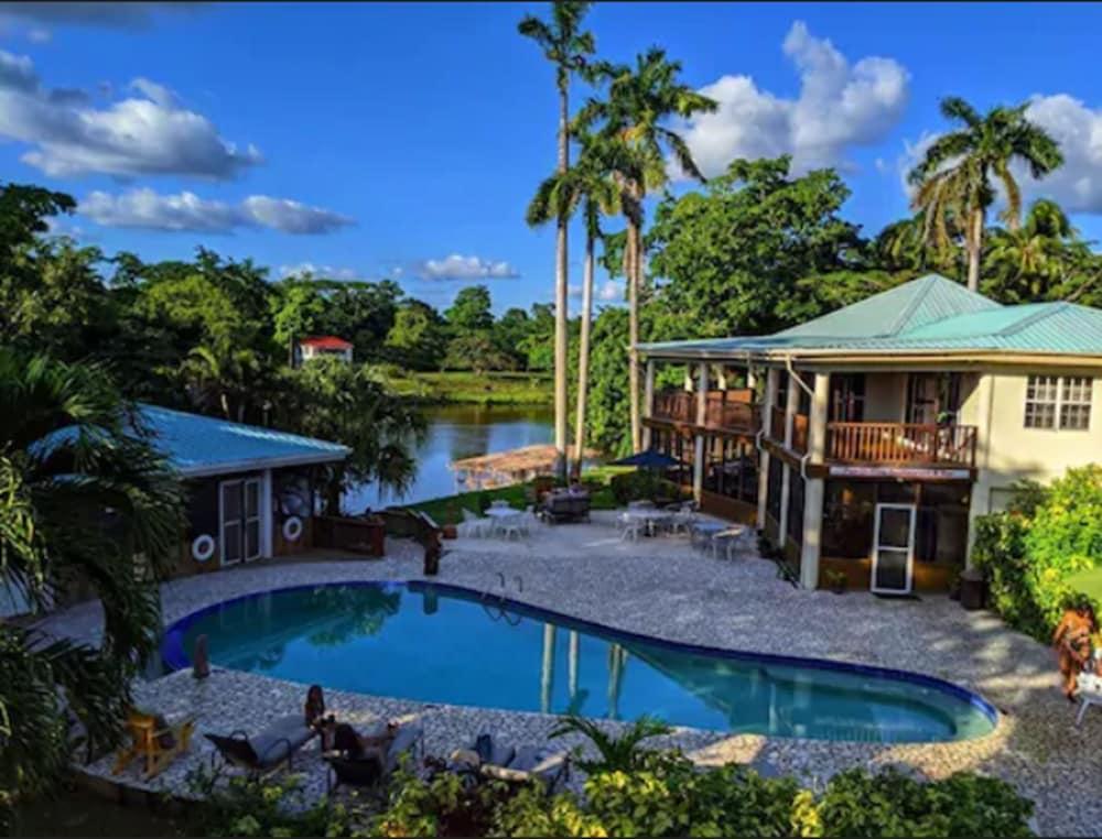 Black Orchid Resort — 4