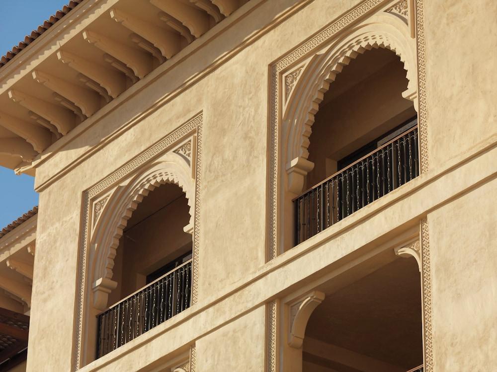 Four Seasons Resort Dubai At Jumeirah Beach — 2