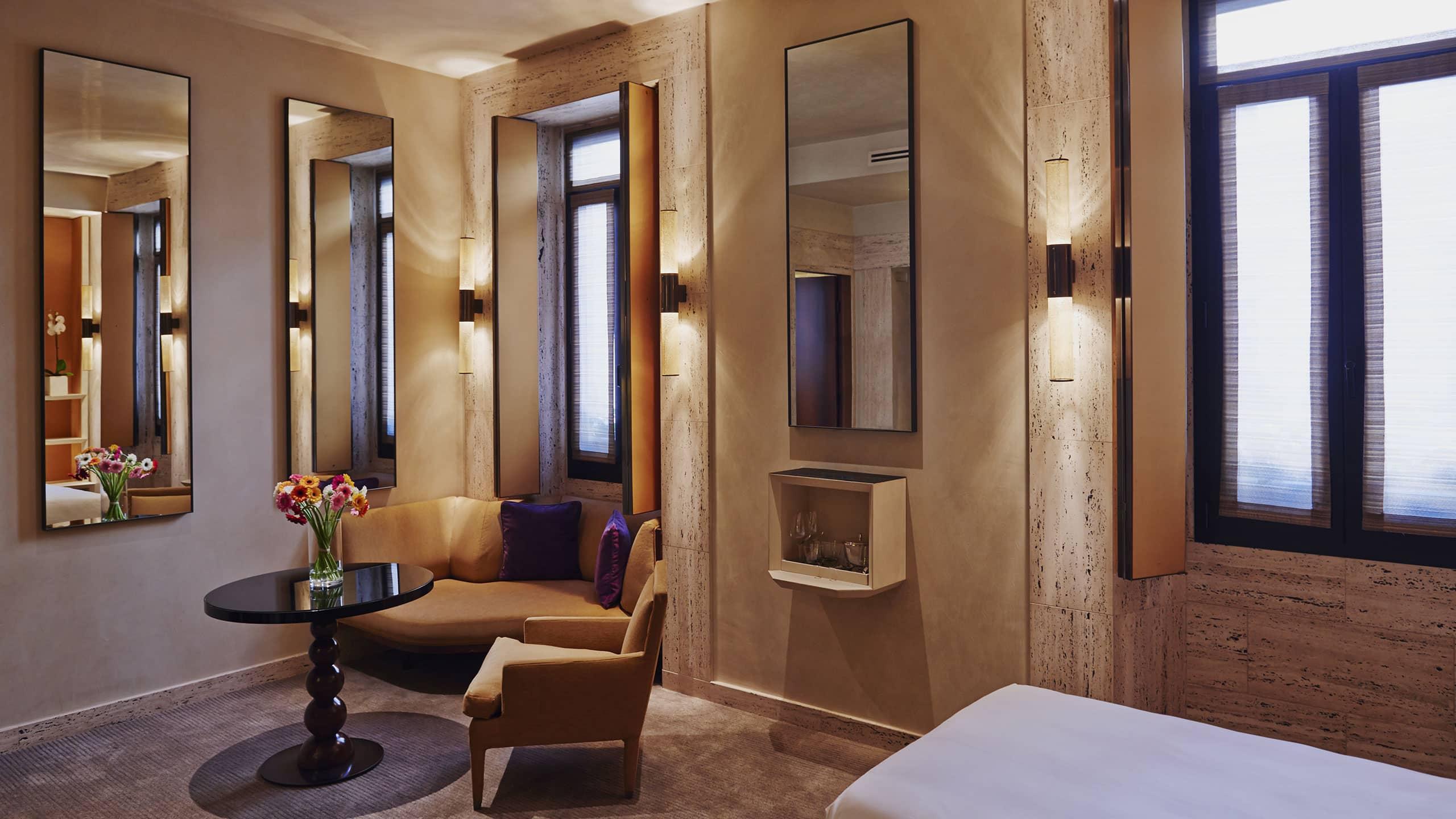 PARK HYATT MILAN 15114 — 8