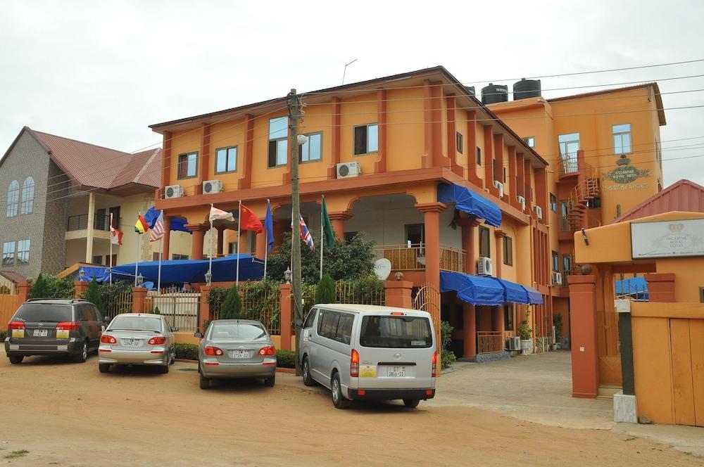 Oscarpak Royal Hotel 1150758