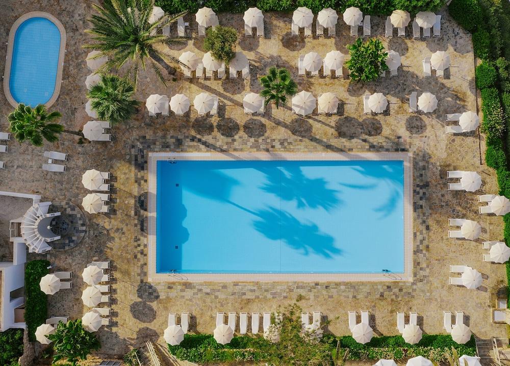 Nissi Beach Resort — 8