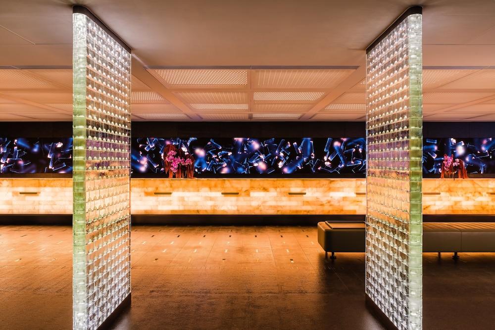 The Regent Hotel (ex InterContinental Hong Kong) — 10