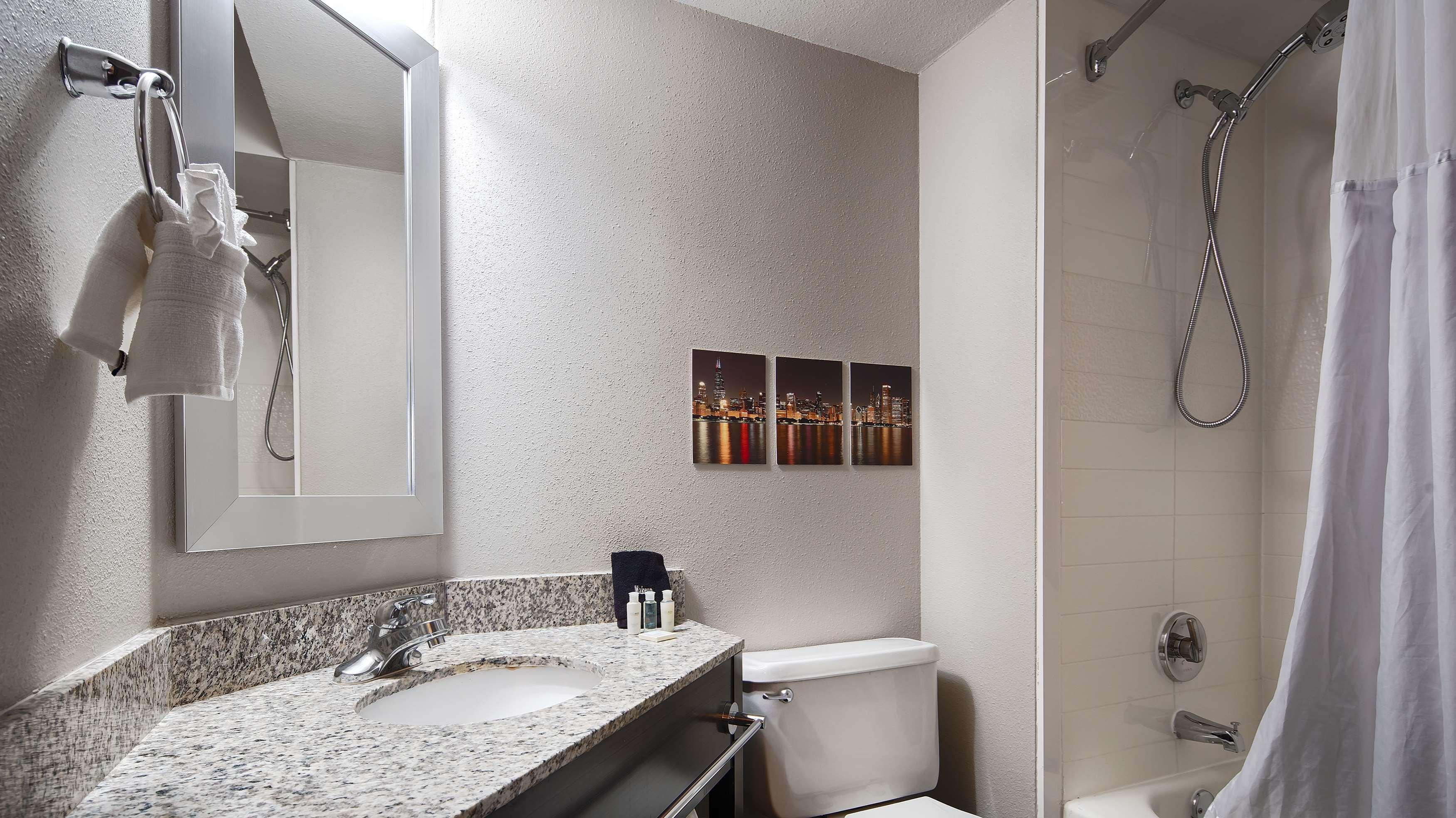 O Hare North Elk Grove Hotel — 4