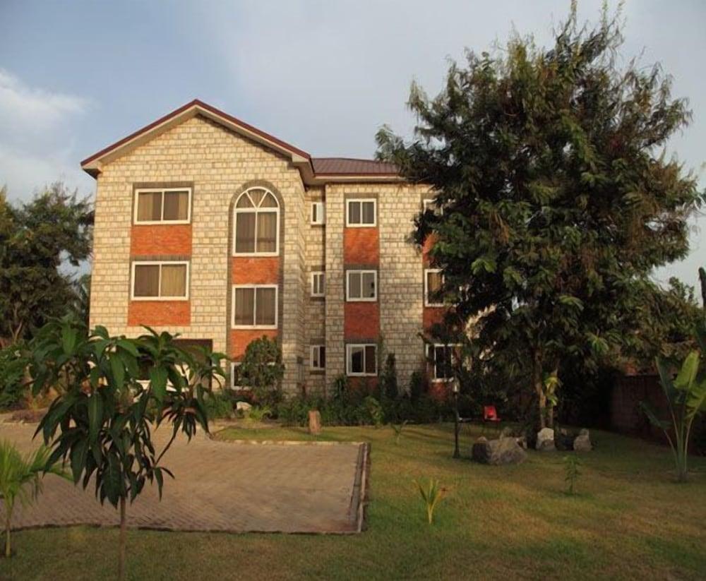 Calabash Green Executive Apartments 1138528 — 7