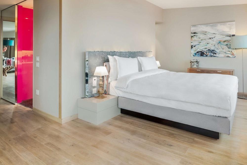 RADISSON COLLECTION HOTEL, ROYAL MILE EDINBURGH — 9
