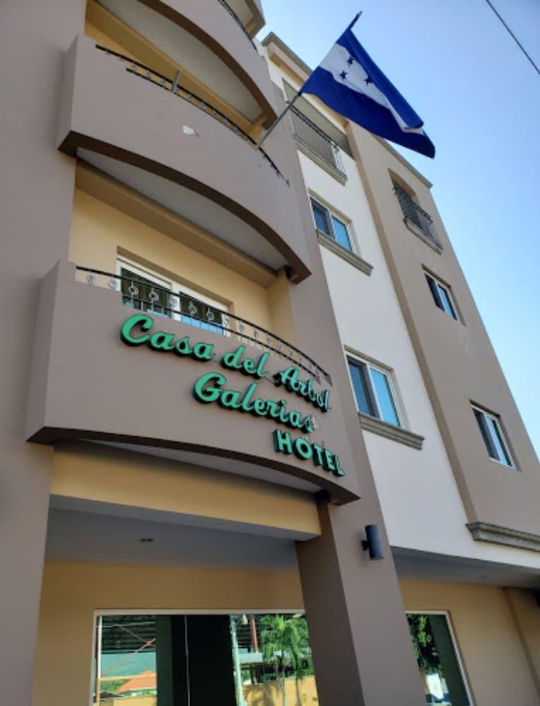 Hotel Casa del Arbol Galerias — 2