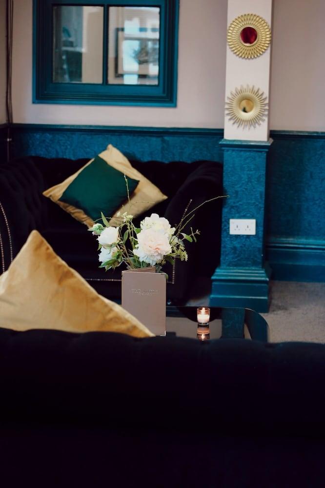 The Mitre Hotel — 10