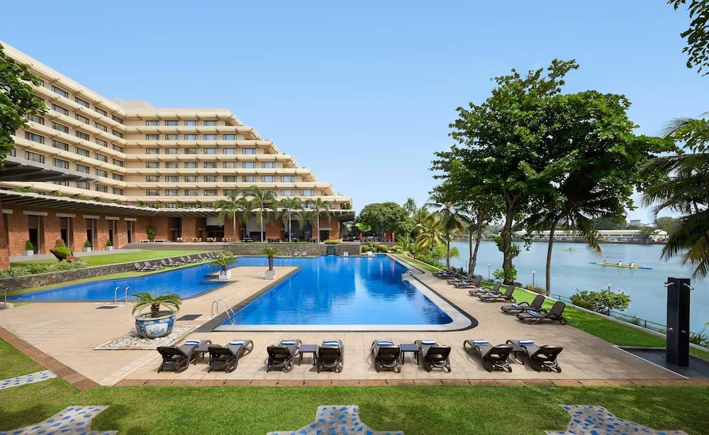 Cinnamon Lakeside Colombo 84846 — 4