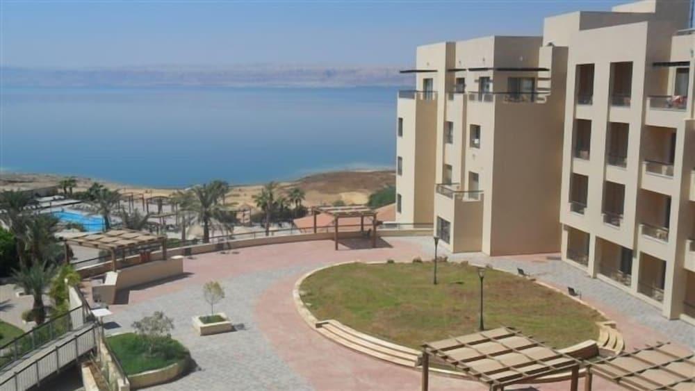 DEAD SEA SPA HOTEL 16404 — 8