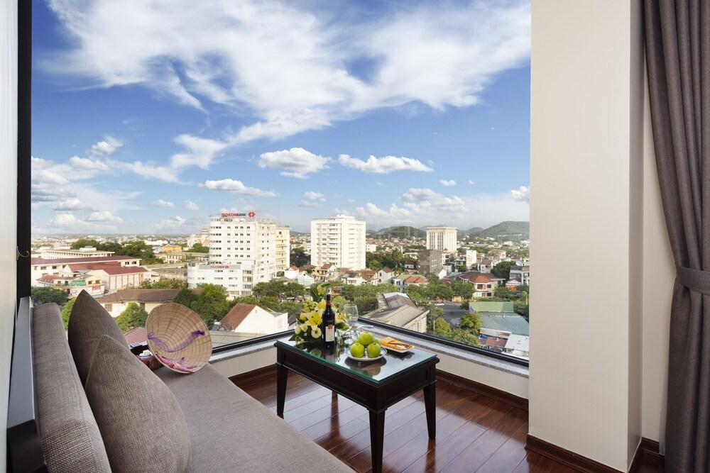 Thanh Lich Royal Boutique Hotel