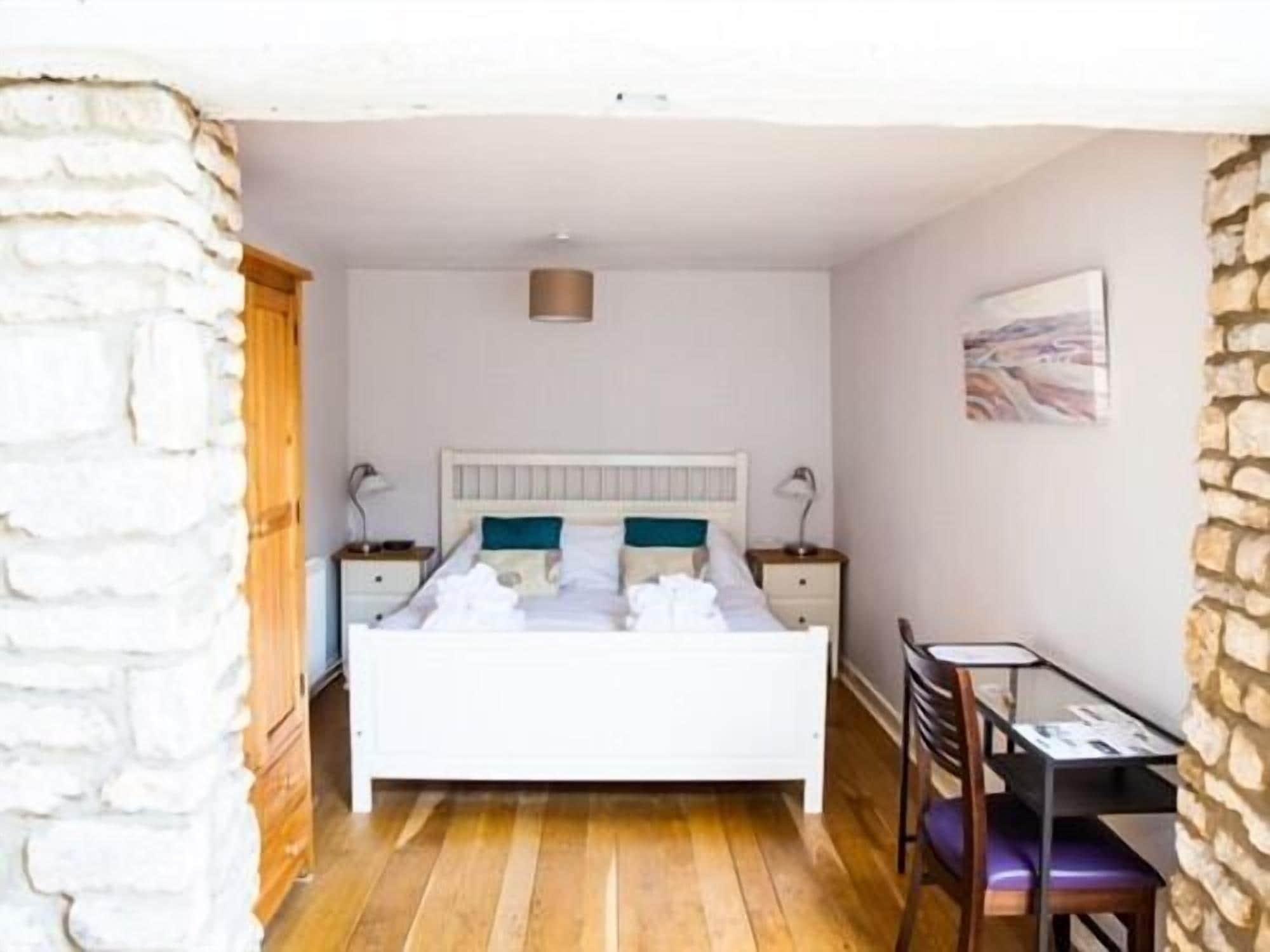 Wild Garlic Restaurant & Rooms — 4