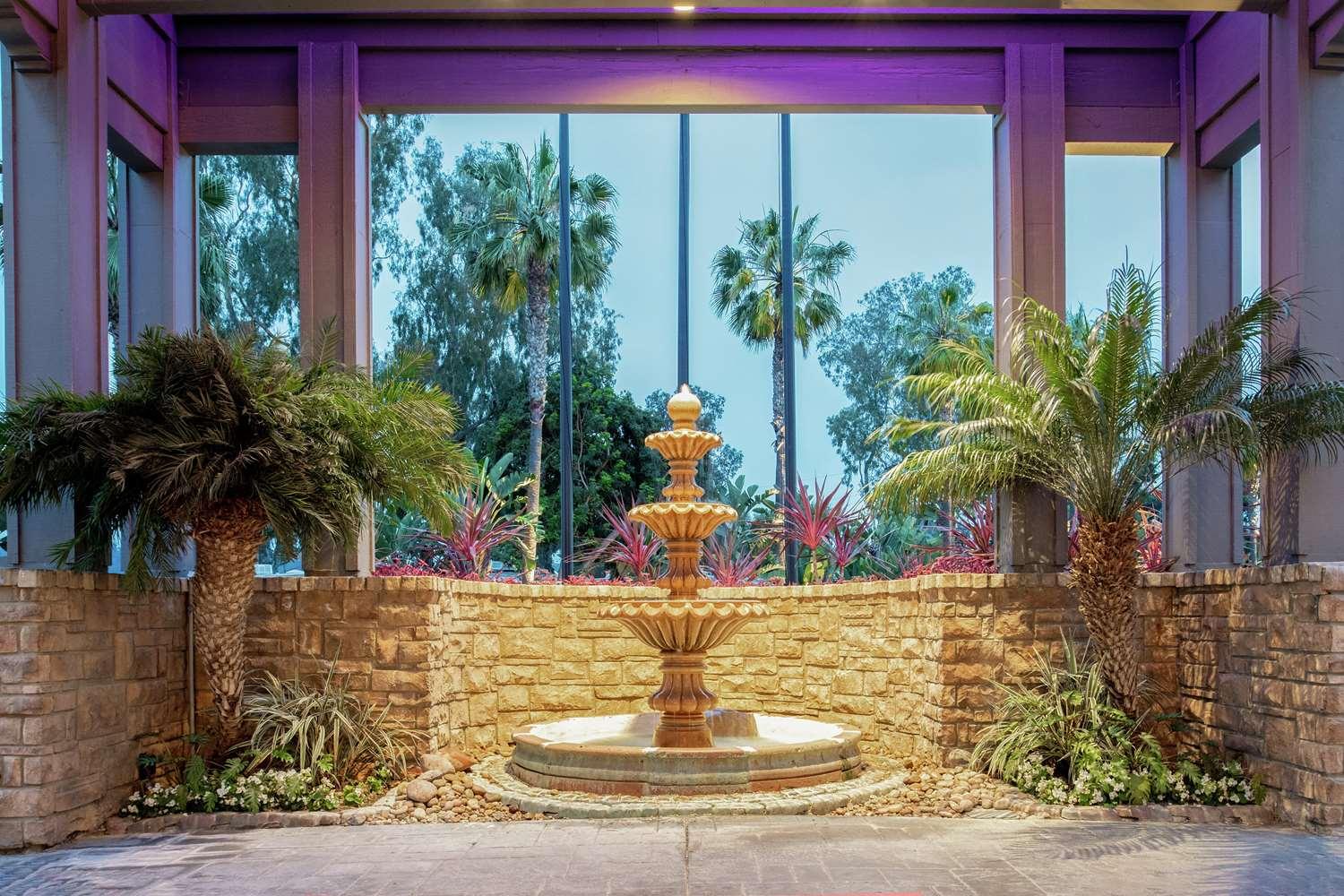 Hilton San Diego Del Mar — 5