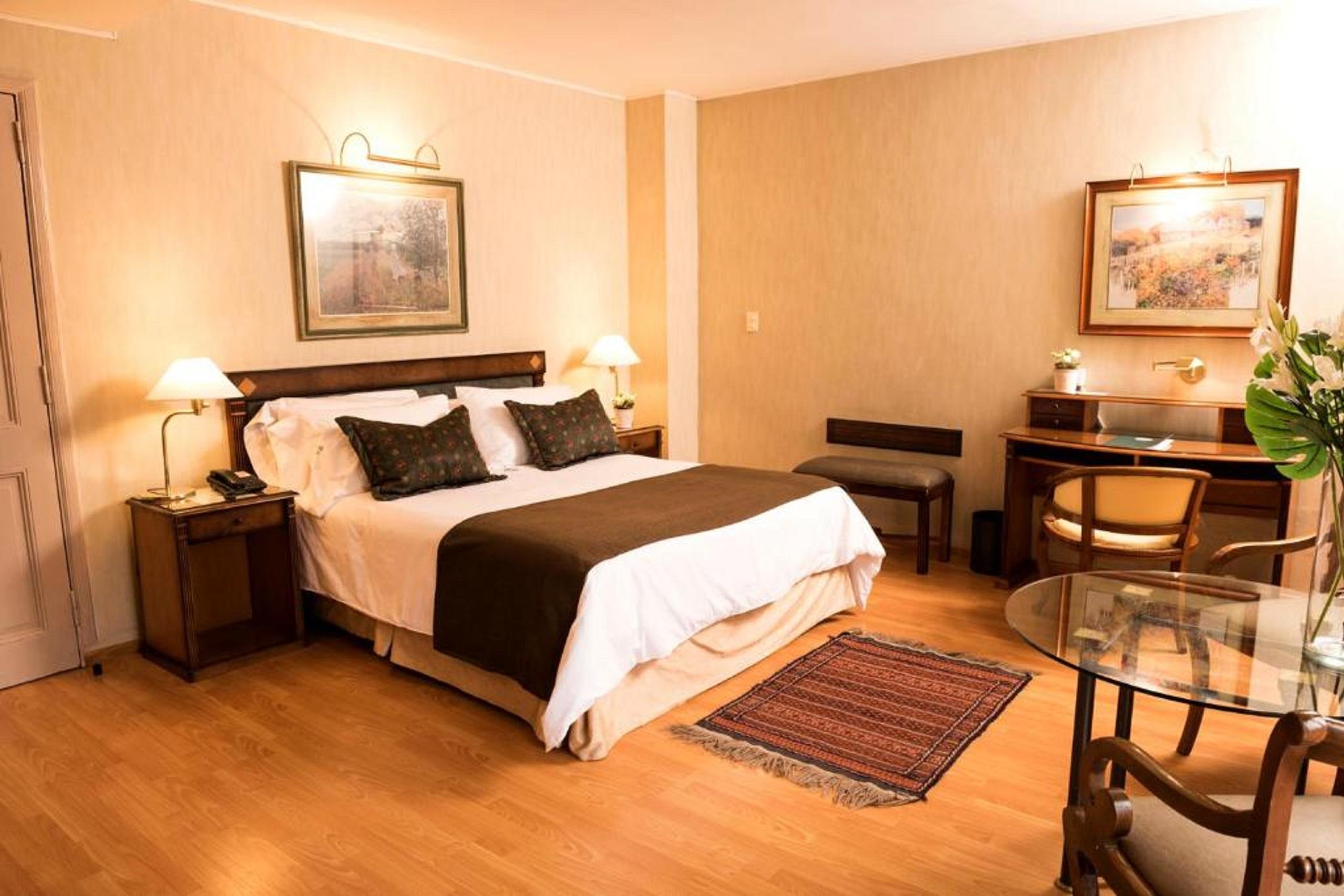 MAYFLOWER SUITES — 8