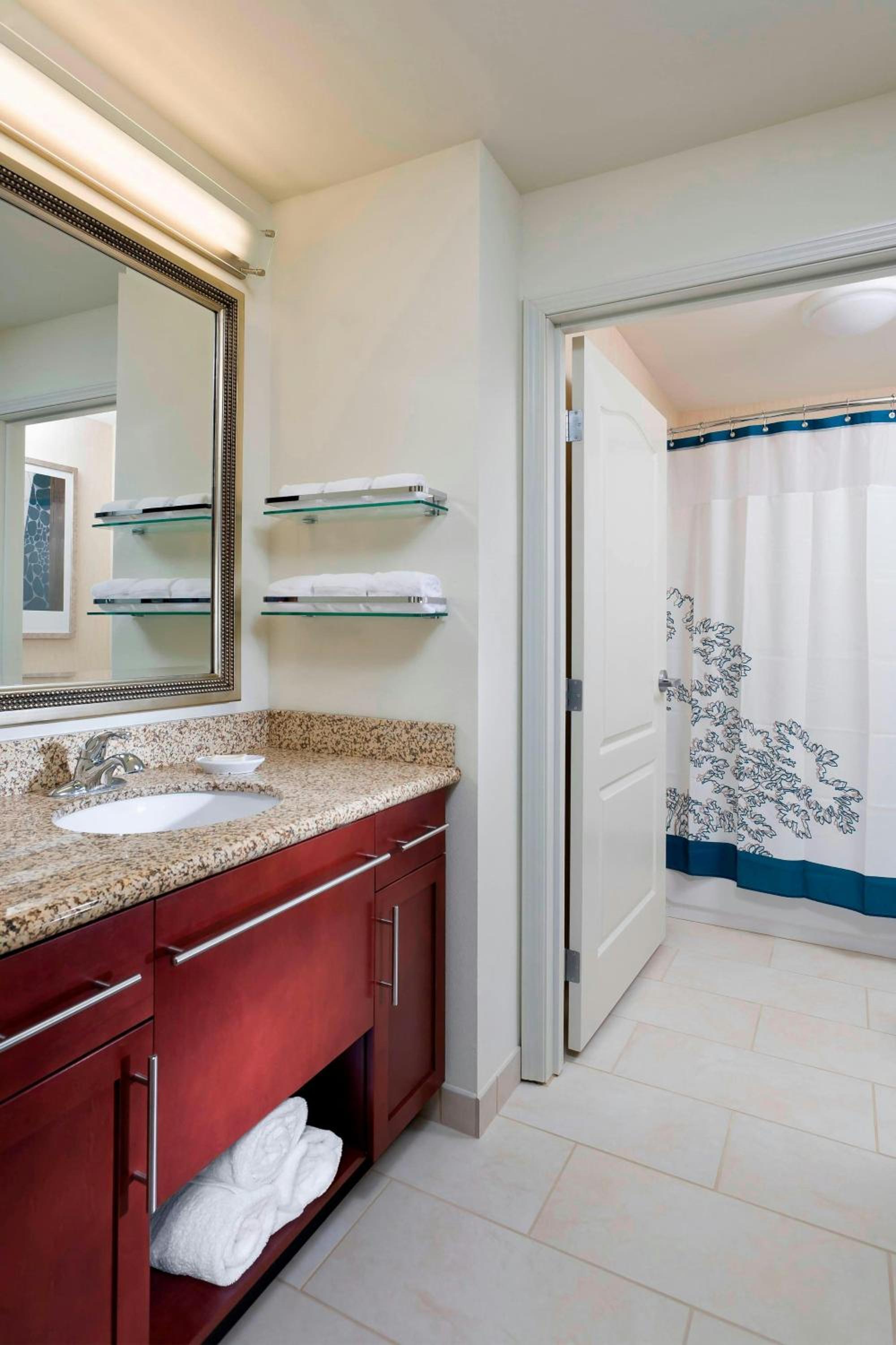 RESIDENCE INN FARGO — 8