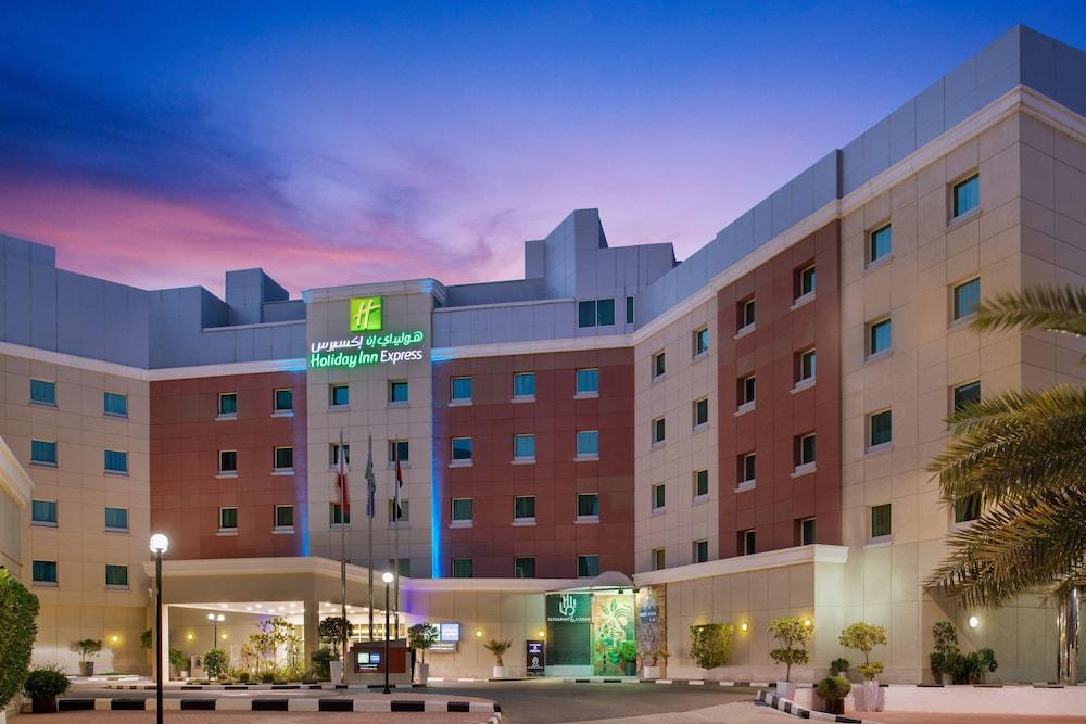 Holiday Inn Express Dubai Internet City — 3