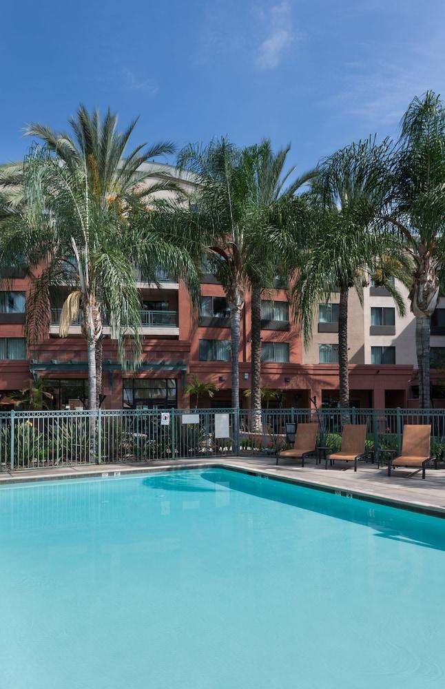Courtyard Los Angeles Burbank Airport — 2