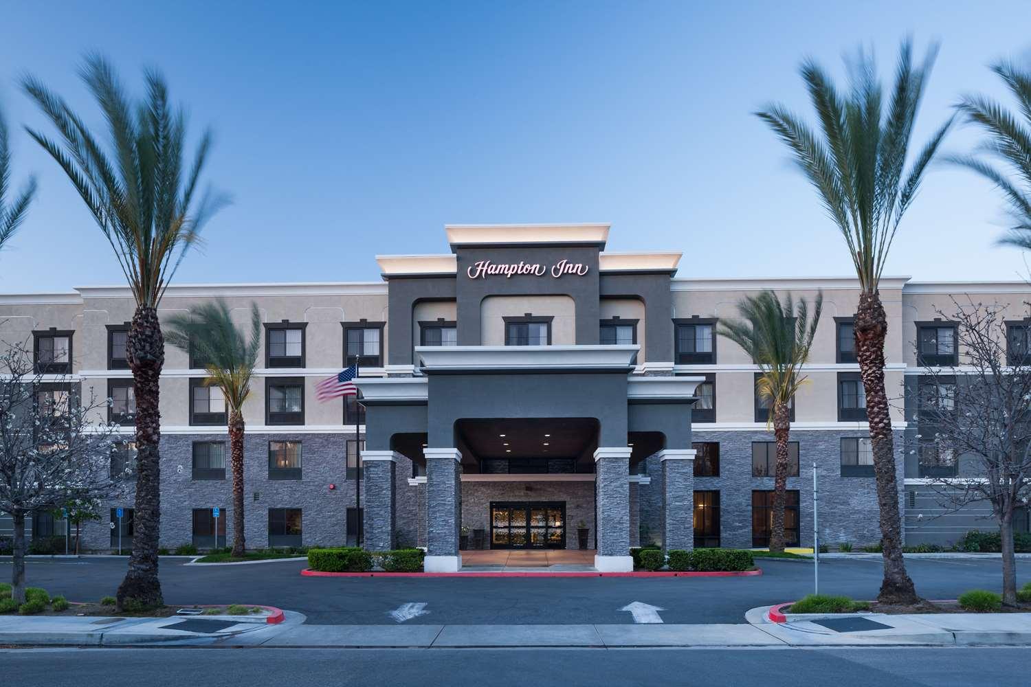 Hampton Inn Los Angeles-Orange County-Cypress — 8