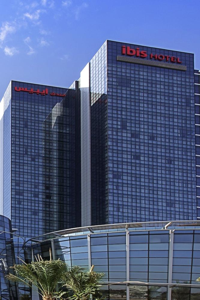 Ibis Abu Dhabi Gate Hotel — 7