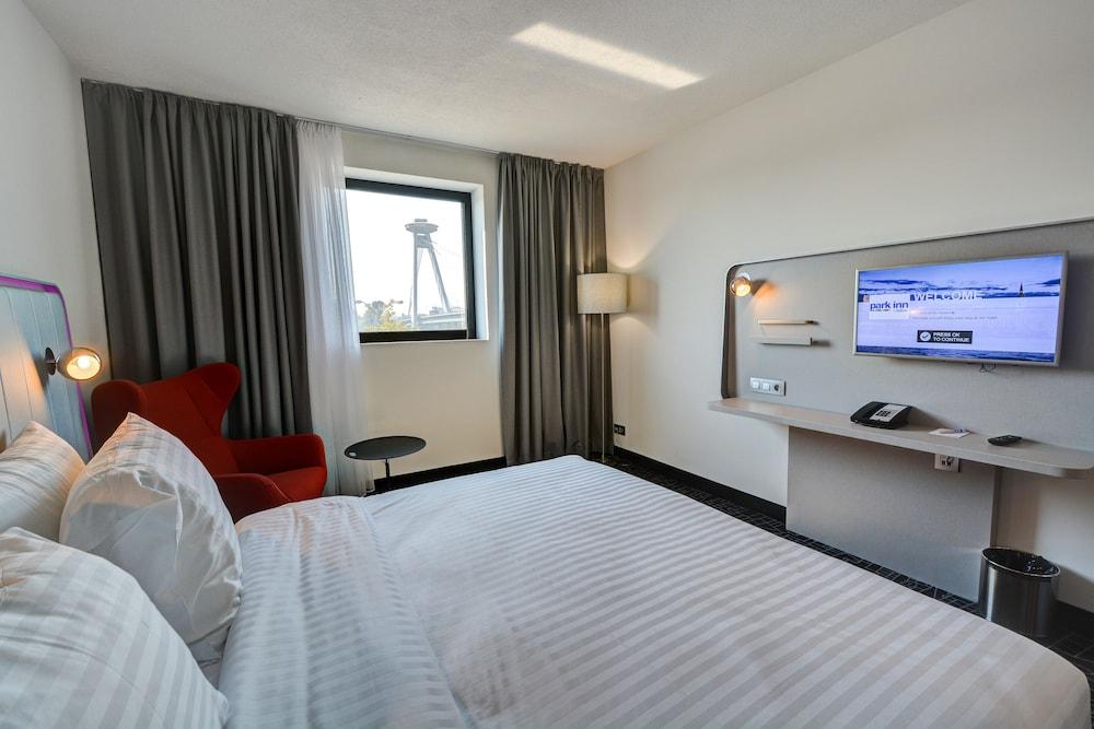 PARK INN DANUBE HOTEL — 9