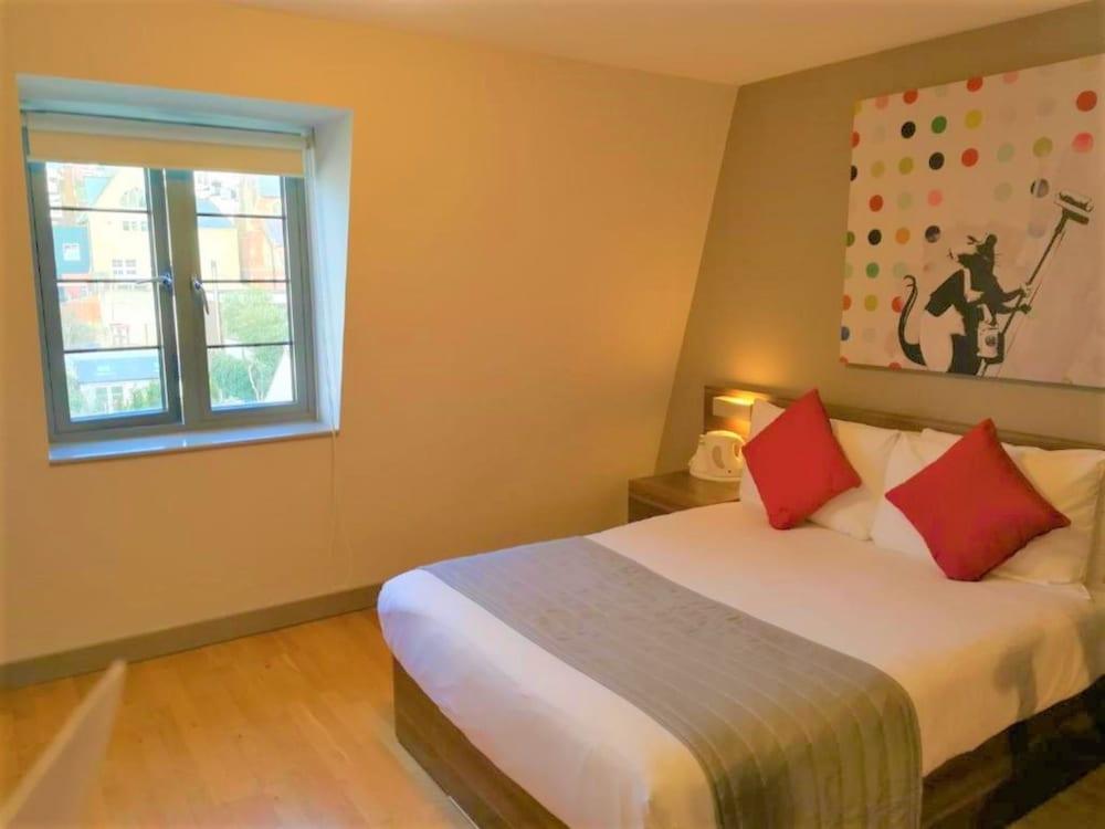 Britannia Study Hotel — 9
