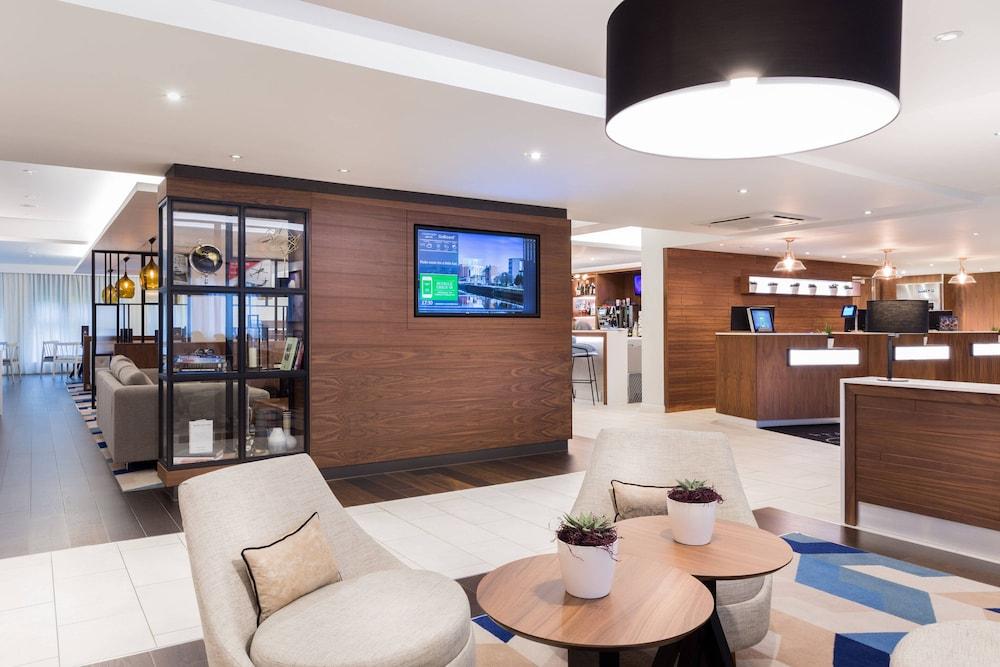 Courtyard By Marriott Glasgow Airport — 7