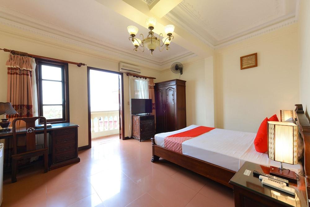 LUCKY 2 HOTEL — 9