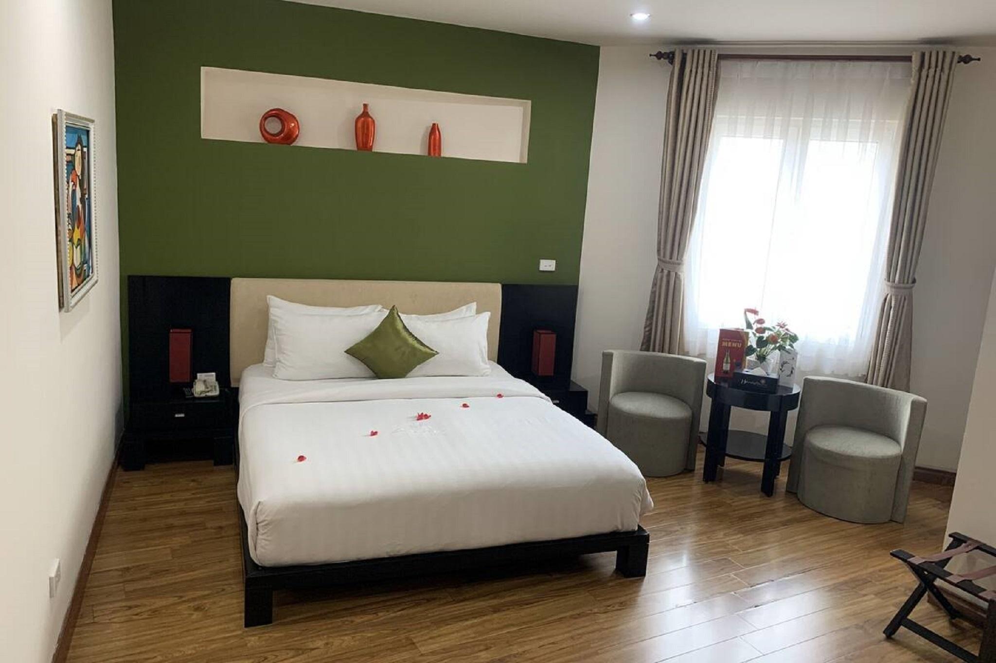 ANISE HOTEL — 3