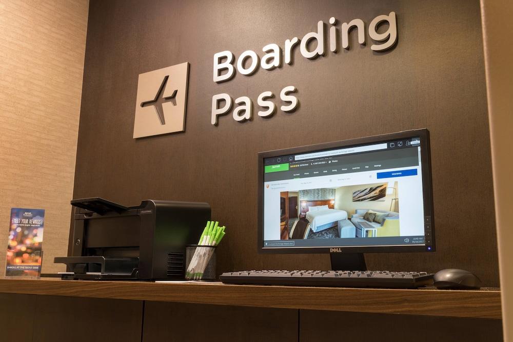Courtyard by Marriott Anchorage Airport — 7