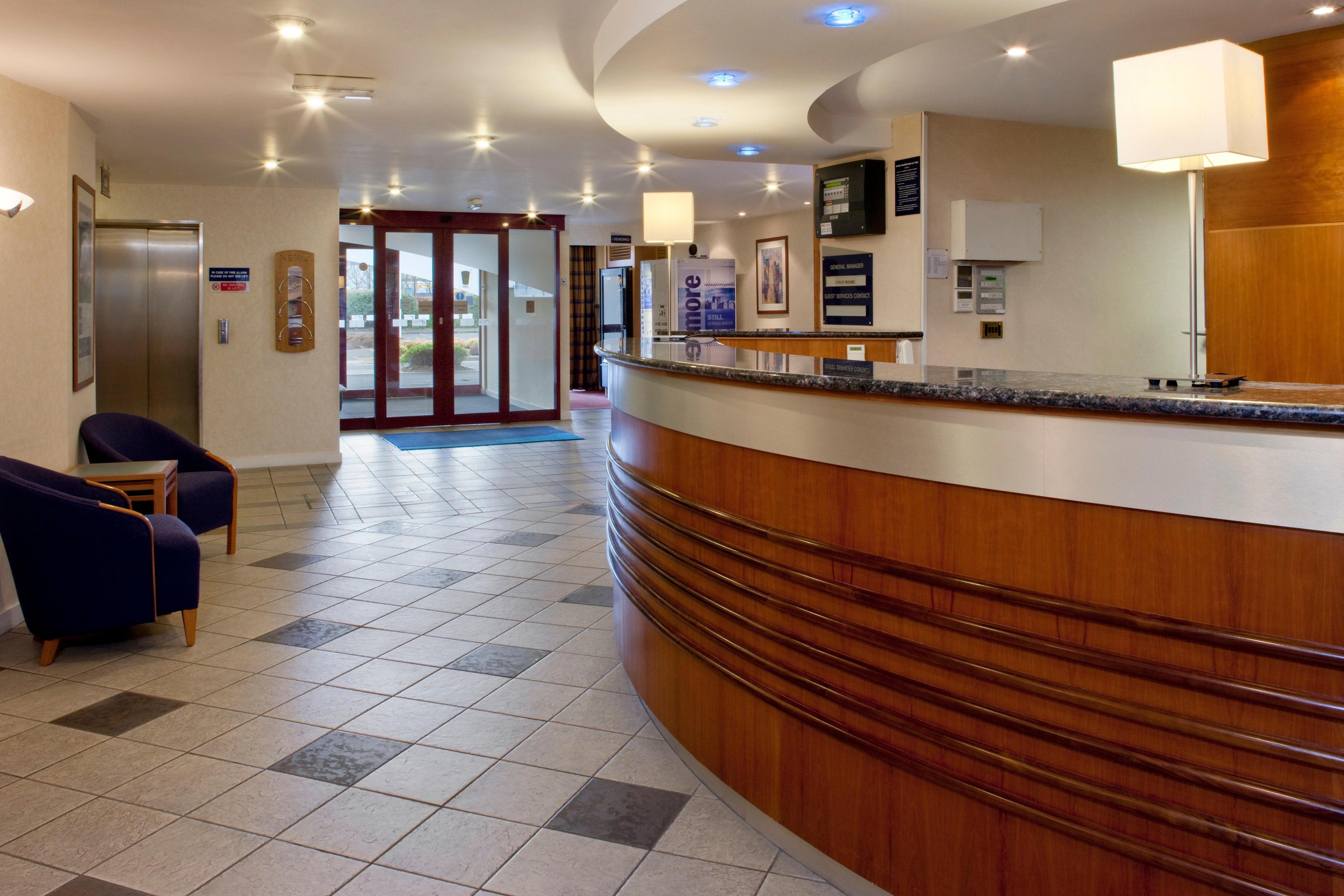 EXPRESS BY HOLIDAY INN GREENOCK — 3